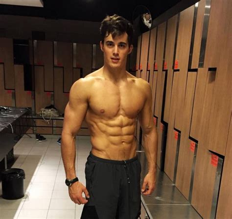 locker room: Pietro Boselli